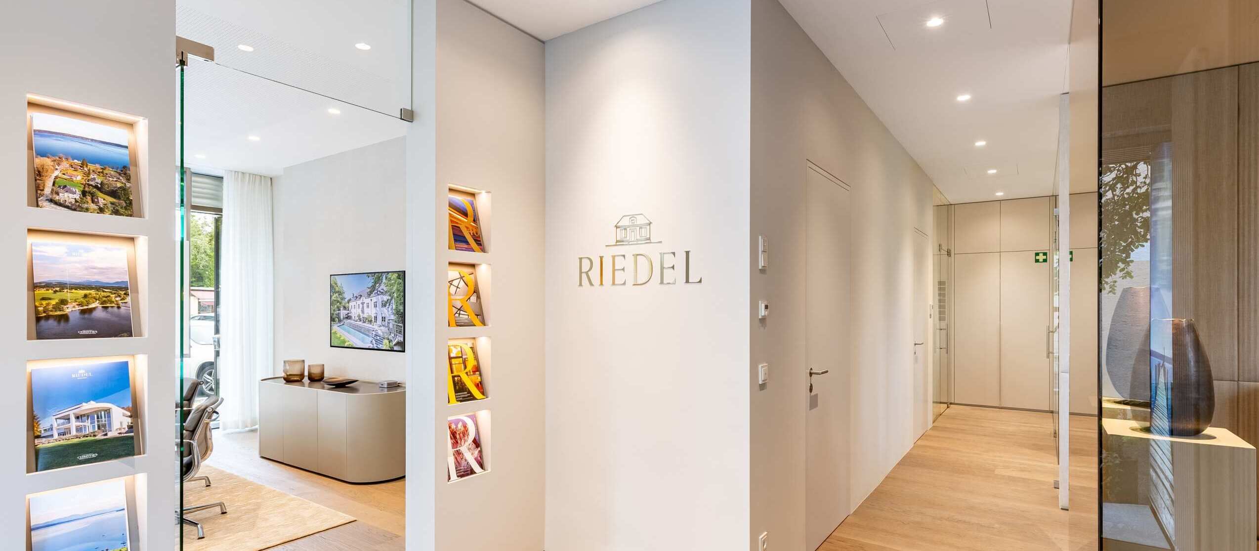Immobilienmakler in Gräfelfing — RIEDEL Filiale vor Ort