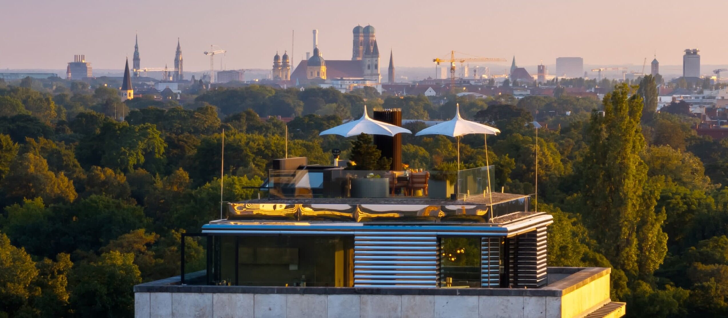 Luxusimmobilien in München — RIEDEL Immobilien Christie's Affiliate