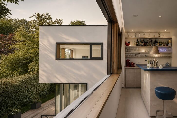 Villen-Architektur München — kubischer Bau in Bauhaus-Tradition